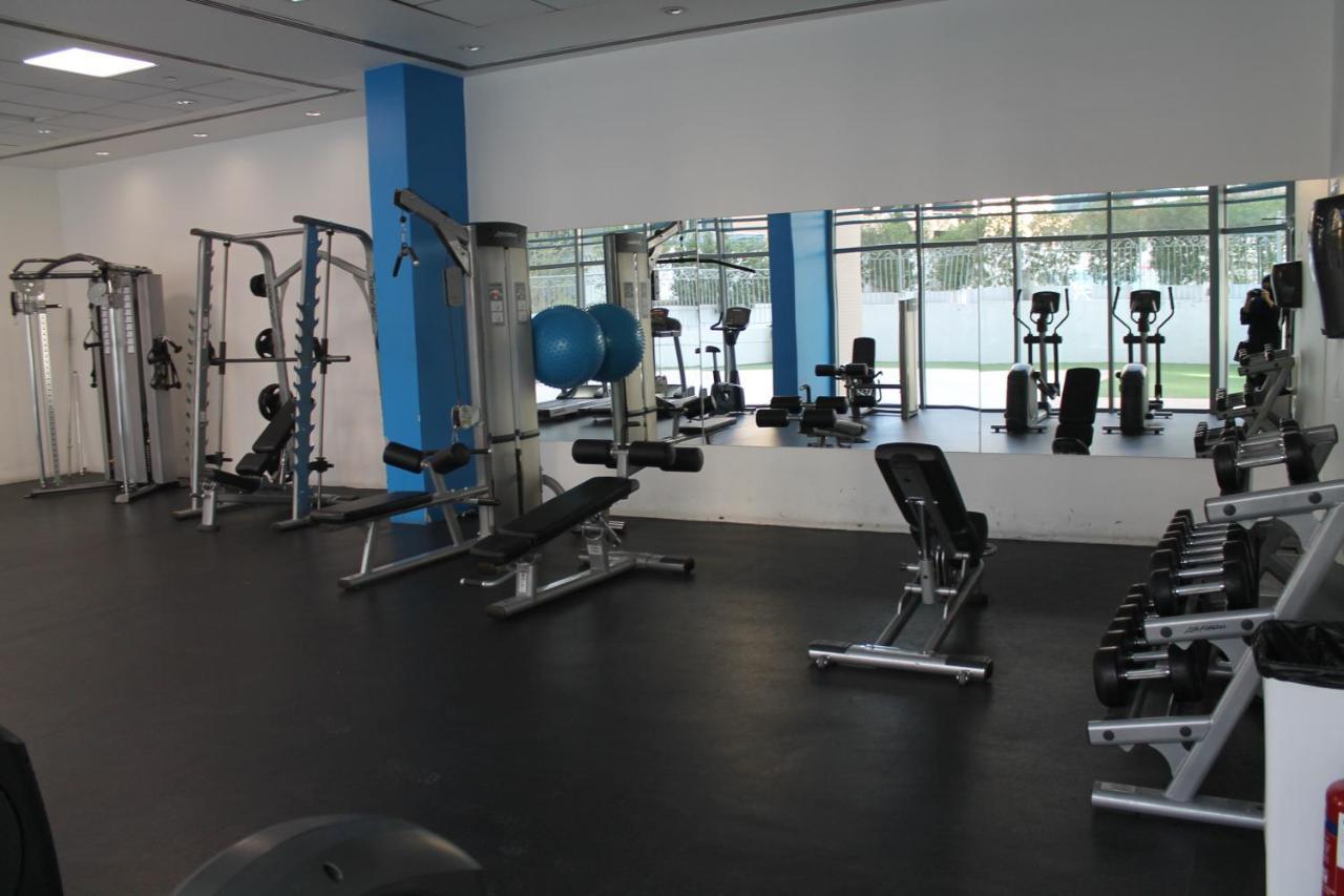 Newly Furnished One Bedroom Apartment Next To Metro & Beach In Marina Residence Dubai Esterno foto