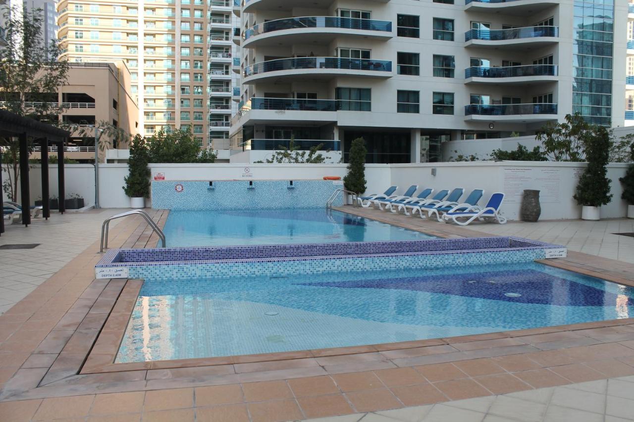 Newly Furnished One Bedroom Apartment Next To Metro & Beach In Marina Residence Dubai Esterno foto