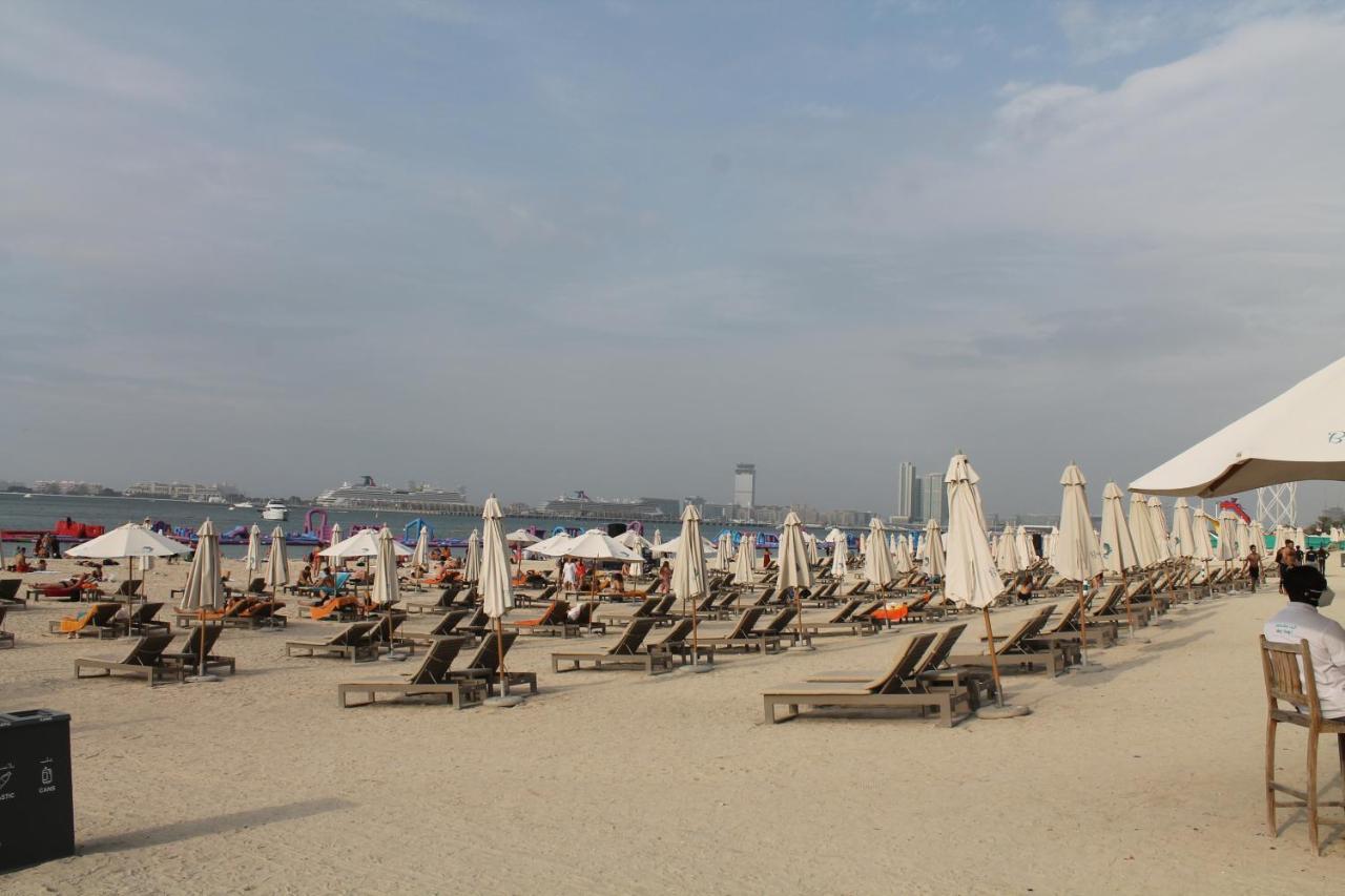 Newly Furnished One Bedroom Apartment Next To Metro & Beach In Marina Residence Dubai Esterno foto