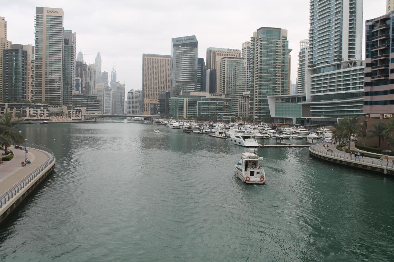 Newly Furnished One Bedroom Apartment Next To Metro & Beach In Marina Residence Dubai Esterno foto