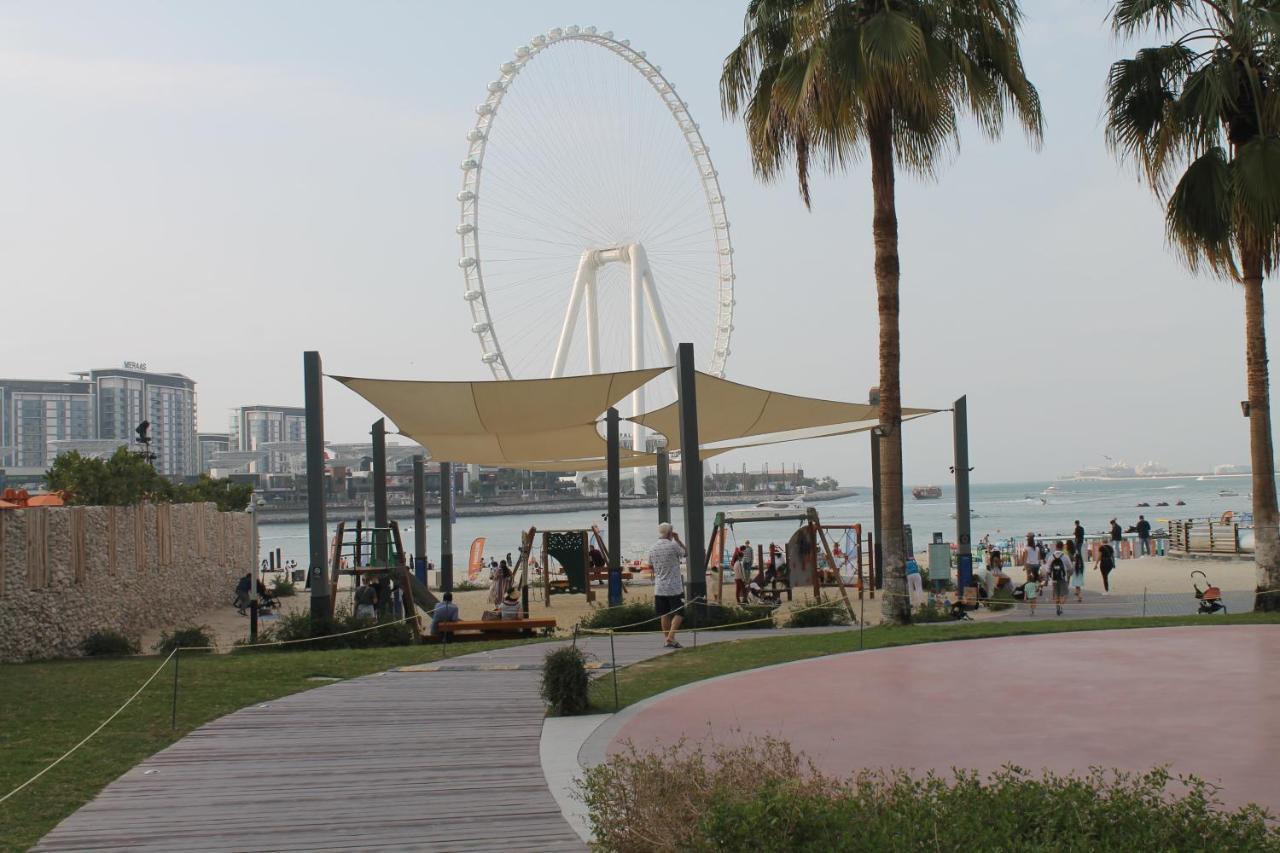 Newly Furnished One Bedroom Apartment Next To Metro & Beach In Marina Residence Dubai Esterno foto